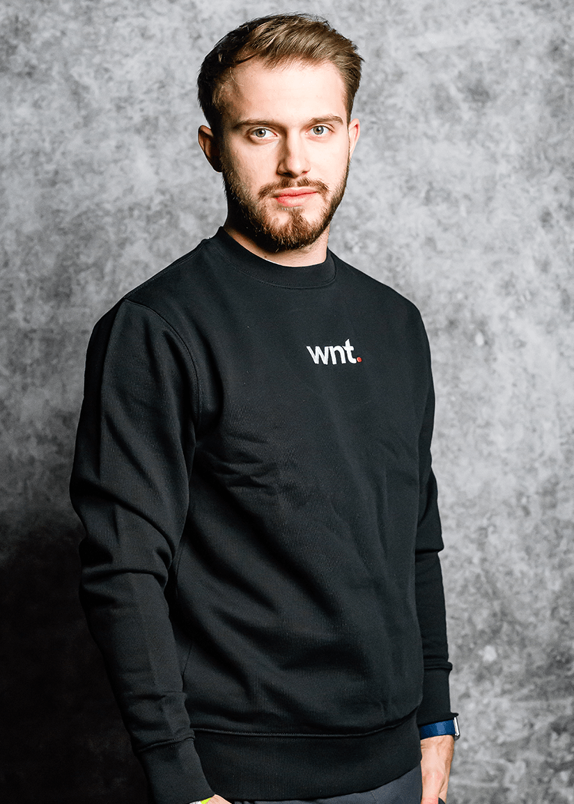 WNT Essential Sweater Black - Onboard Sportswear