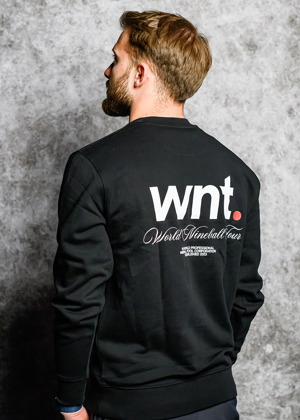 WNT Essential Sweater Black
